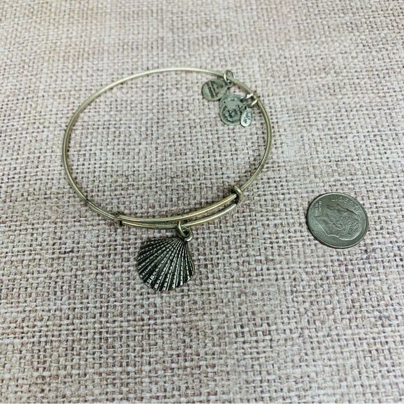 Alex and Ani Shell Bracelet - Picture 1 of 2